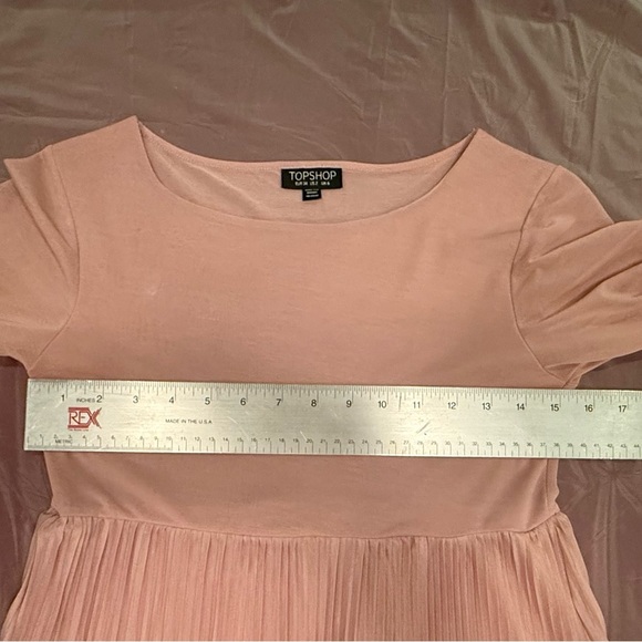 Topshop Blush Pink Long Sleeve Pleated Tiered Mini Dress Size 2/XS - Picture 7 of 8